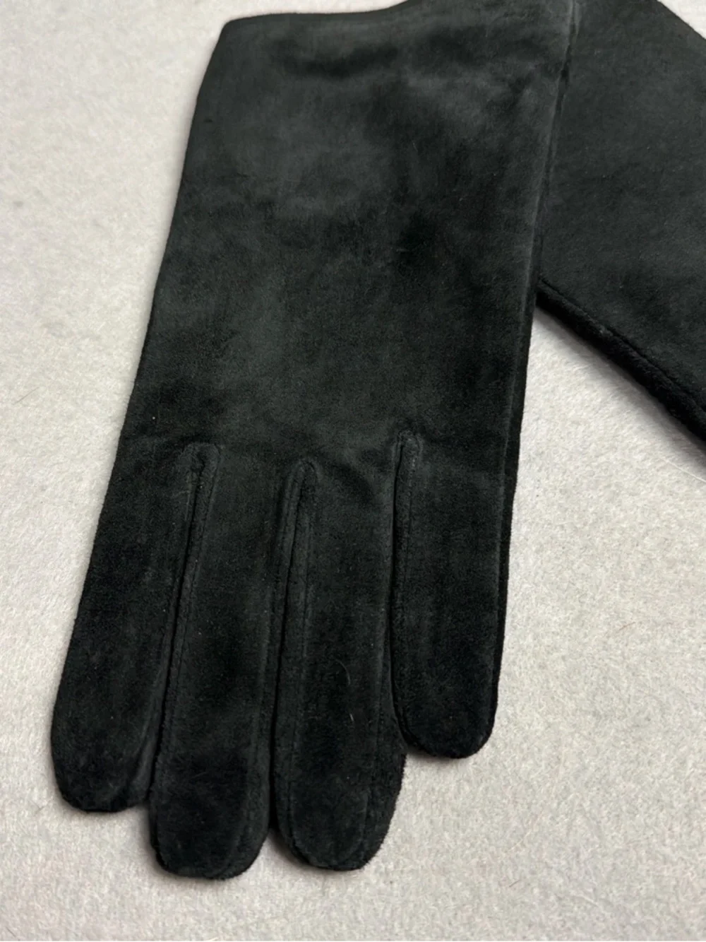 New VTG Isotoner Black Suede Leather Driving Gloves M